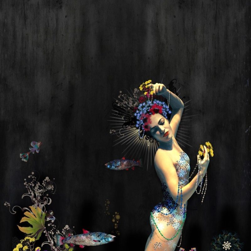 Siren Song is a signed, limited edition of 60 print, hand finished with Moon Gold Leaf 