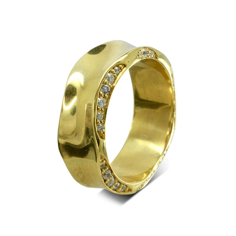 An 18mm wide side-hammered band with diamonds set into it's undulating edges.