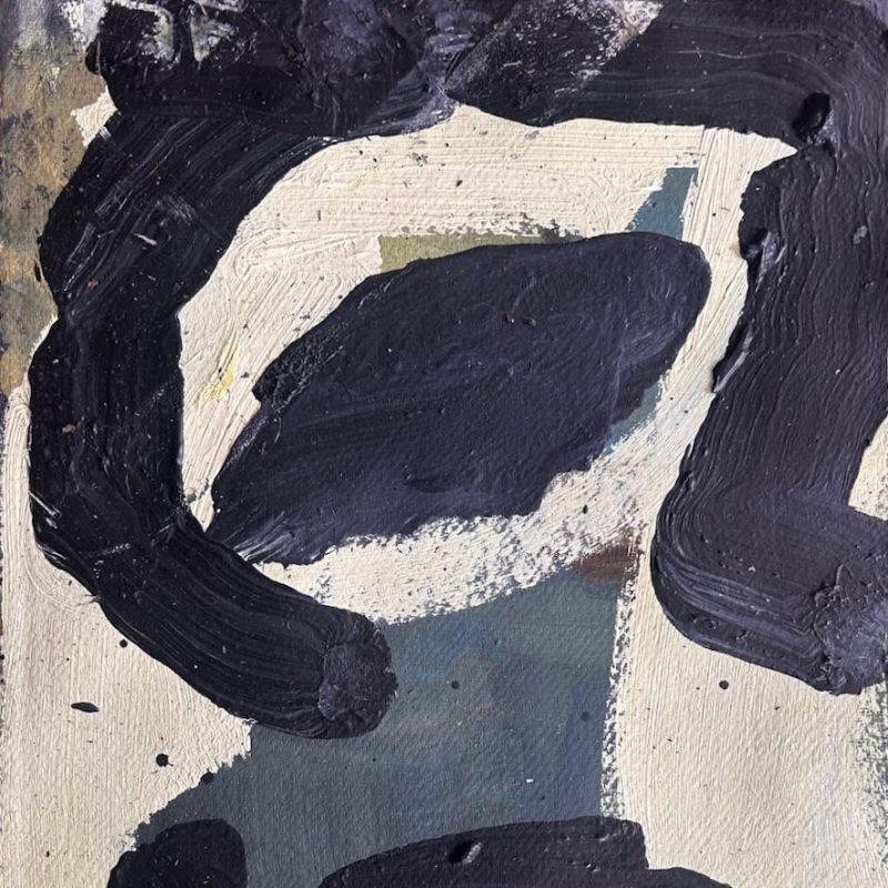 A figure with a cream halo.