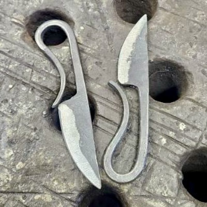 Forged iron foraging knife