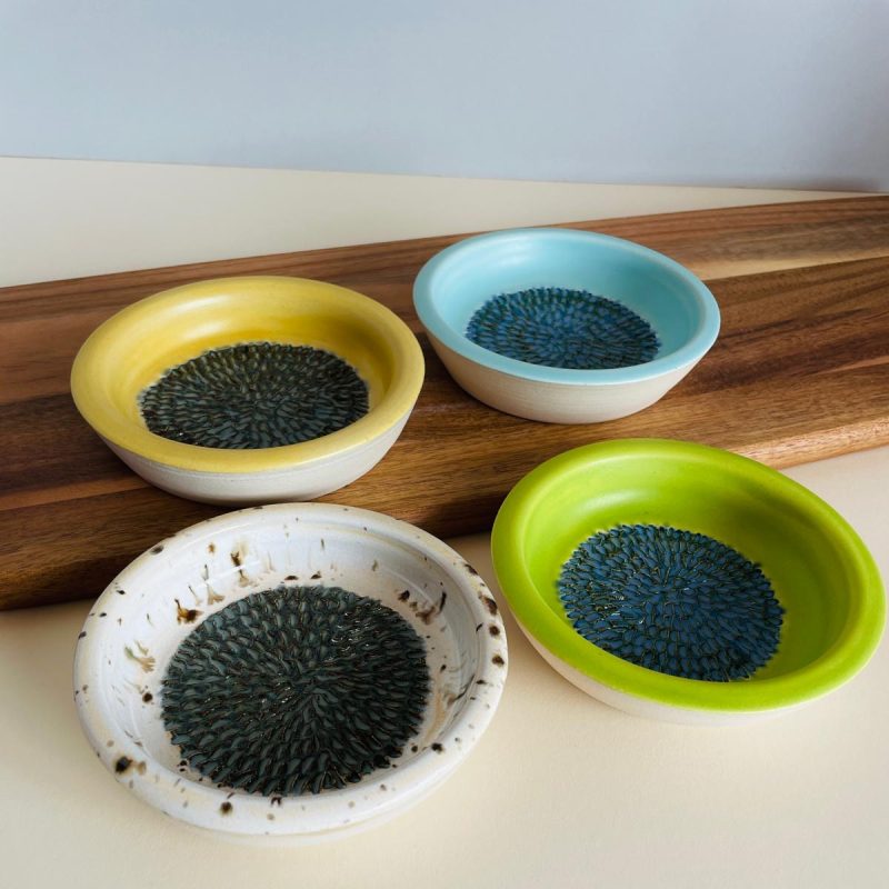 Ceramic Garlic Grater plate 12cm diameter 