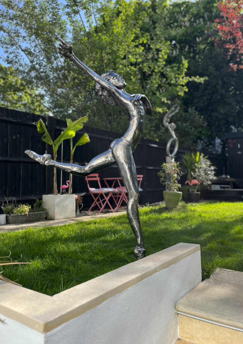 Sculptures by Steve Yeates in the Flamingo House Garden